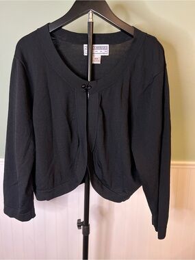Jessica Howard Black Cropped Cardigan Shrug. Size 18W